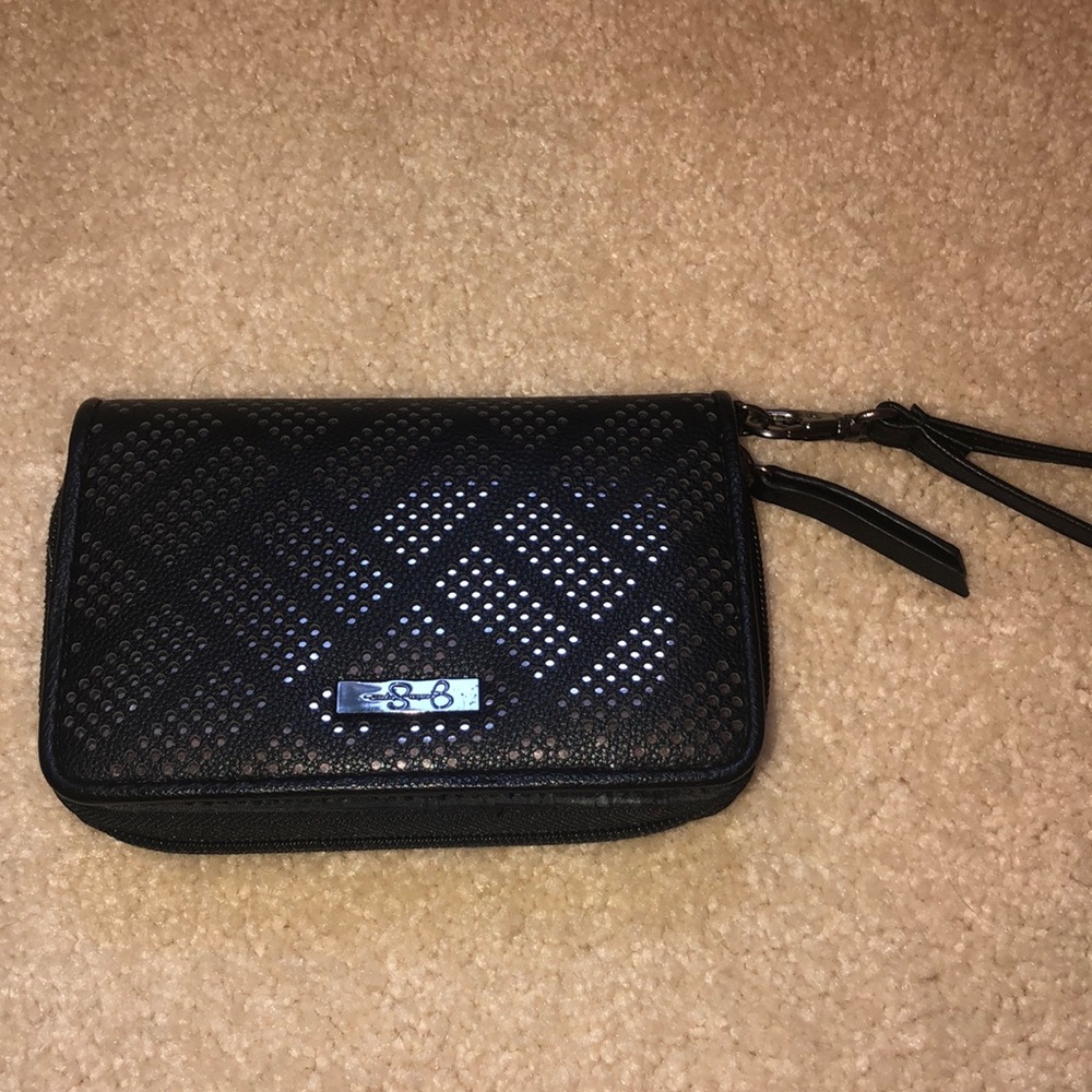 Black and White Wrist Wallet